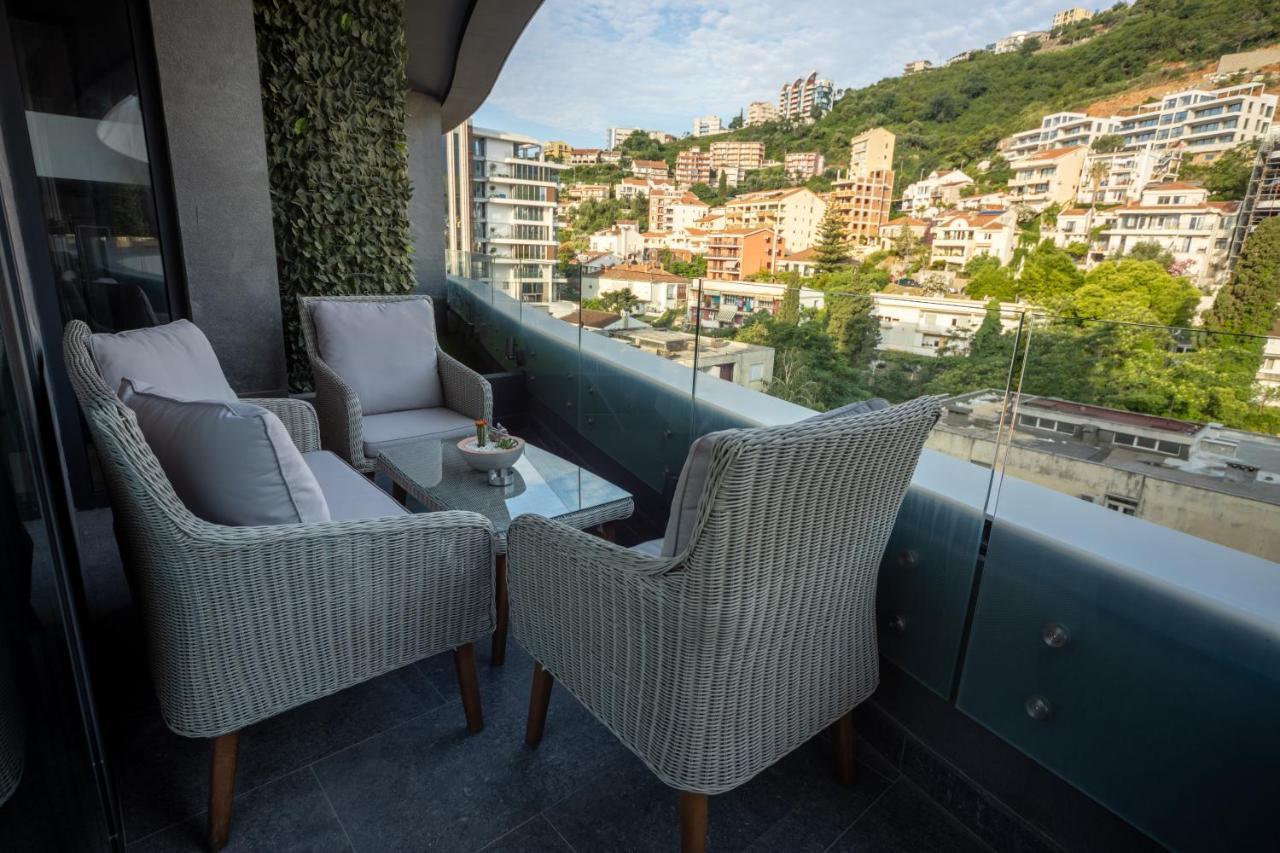 Amare Luxury Apartment *