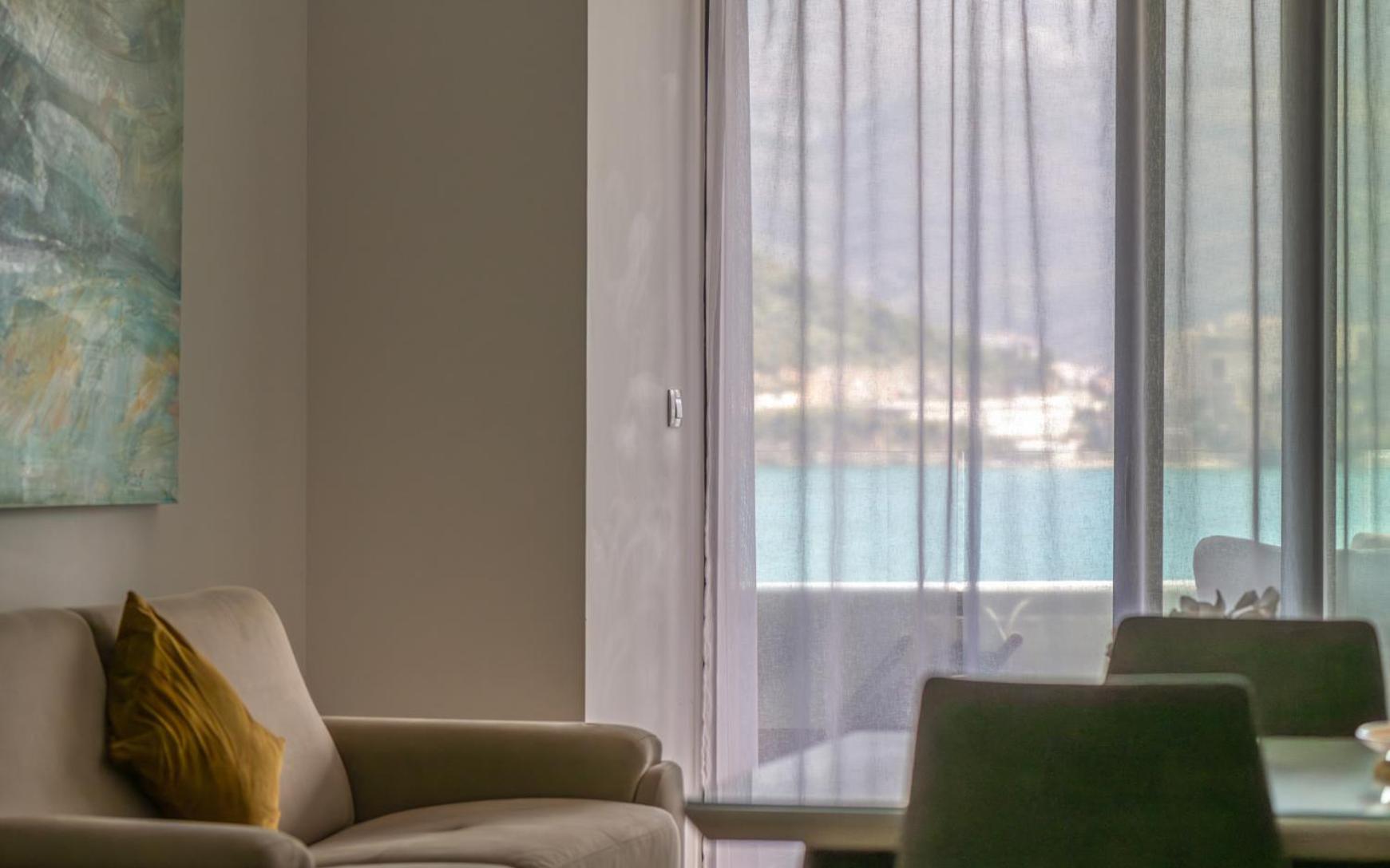 Amare Luxury Apartment *